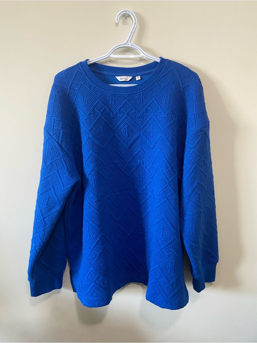 Size XL Women’s Textured Crewneck Sweater in Royal Blue, Reitman’s